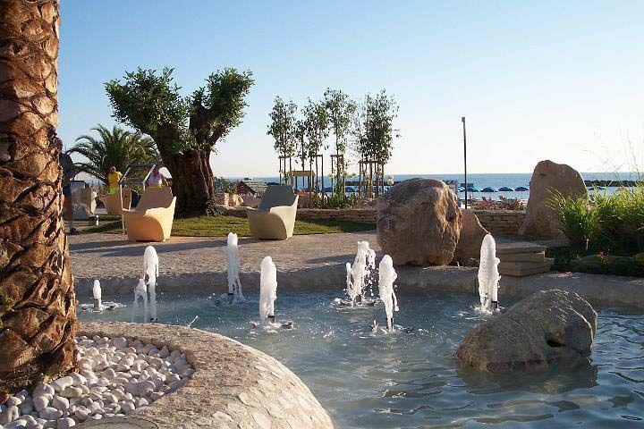 Hotel Blumen San Benedetto del Tronto Exterior photo