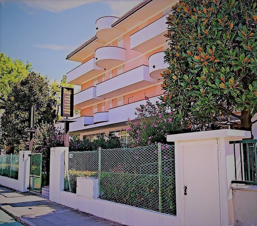 Hotel Blumen San Benedetto del Tronto Exterior photo